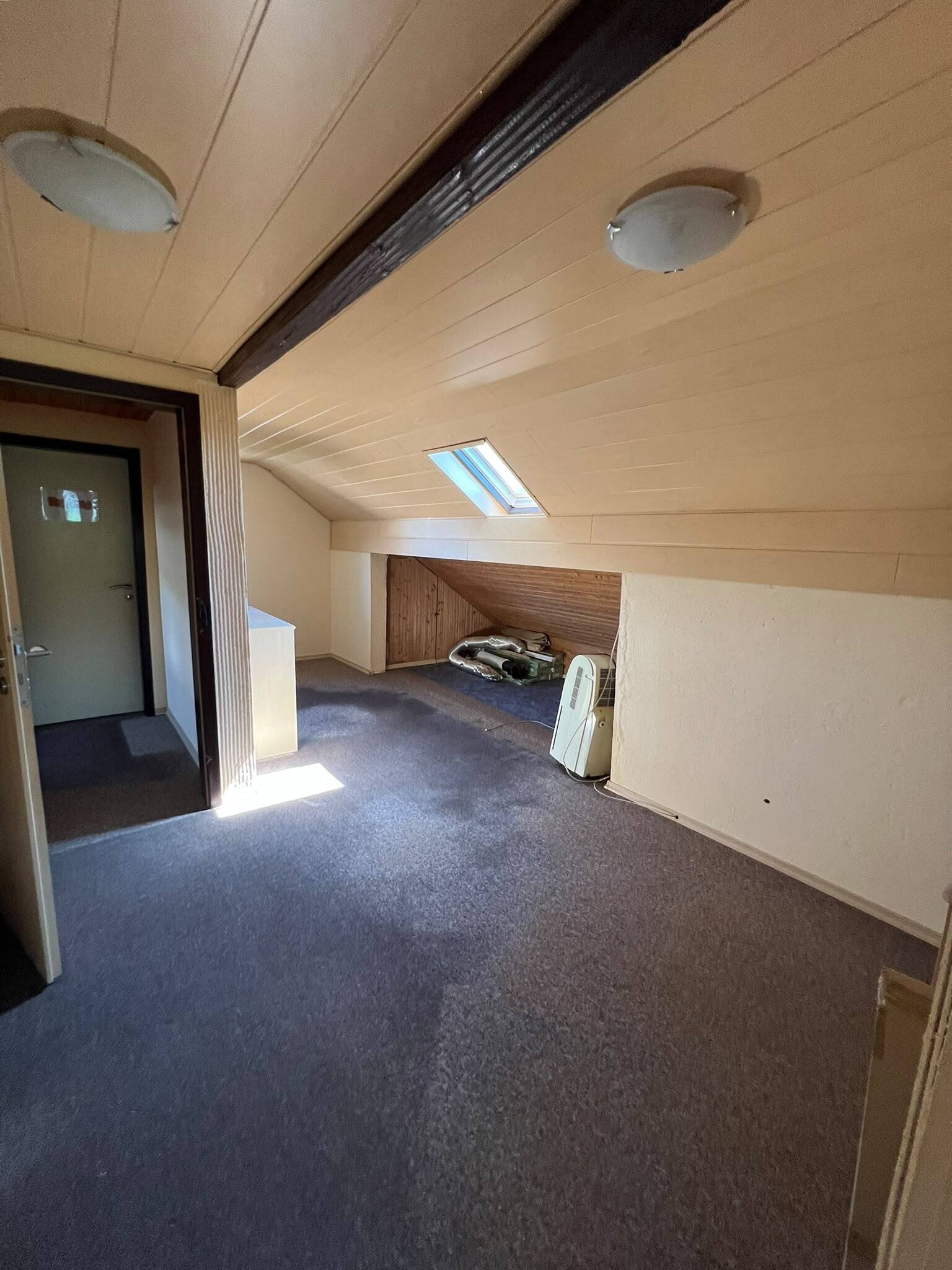 Vielseitiges Familienhaus in Altdorf – Raum für 1 bis 3 Parteien