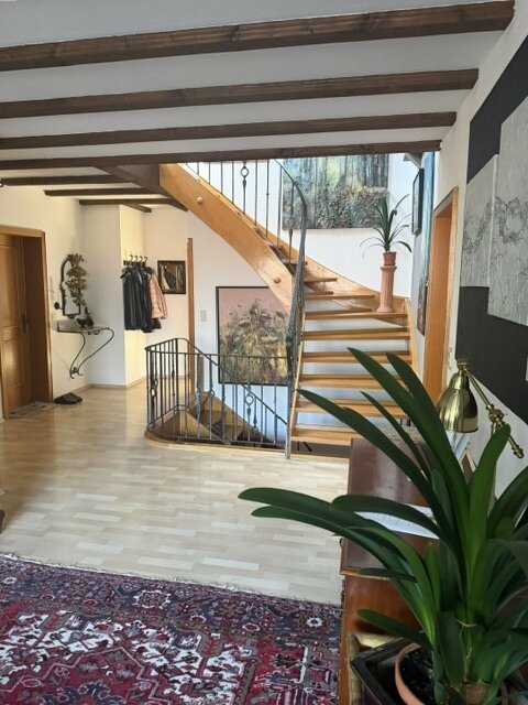 Charmantes Einfamilienhaus mit großzügigem Garten – Wohnen und Wohlfühlen in Irsee
