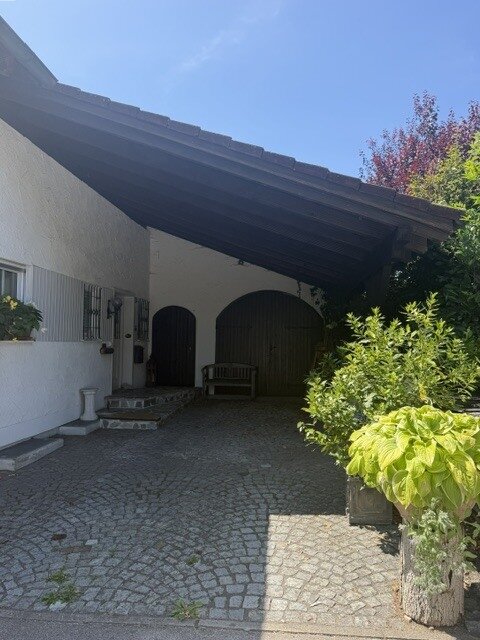 Charmantes Einfamilienhaus mit großzügigem Garten – Wohnen und Wohlfühlen in Irsee